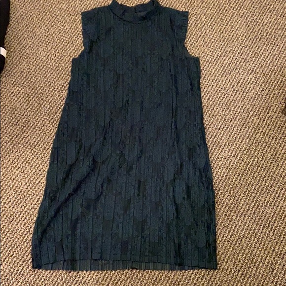 Julia Jordan dress